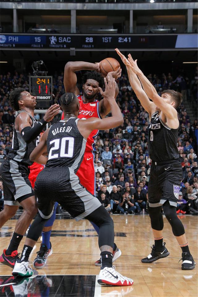 利记官网-福建队主场取得胜利，连胜国王队