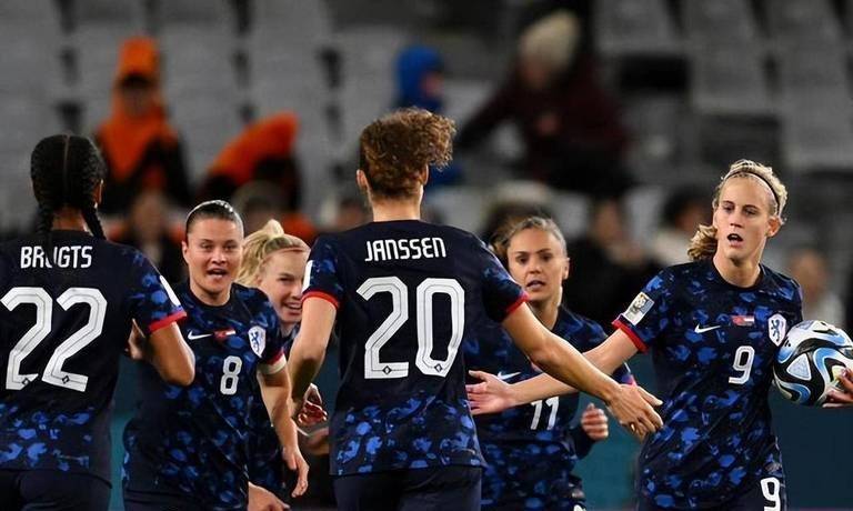 利记官网-紧张对抗！瑞士女足击败葡萄牙队