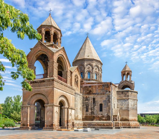 利记官方网站-土耳其足球传奇名宿再度崛起赛场震撼