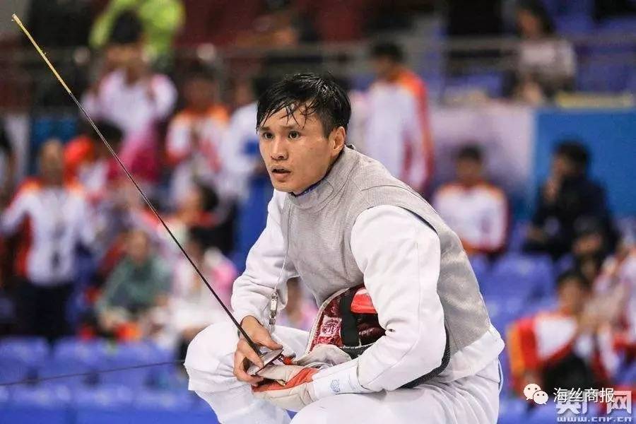 利记平台-斯洛伐克击剑选手实现逆袭，摘得金牌