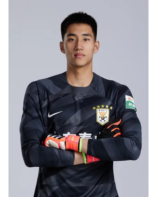 利记官网-临危不乱！球队关键时刻冷静拿下比赛