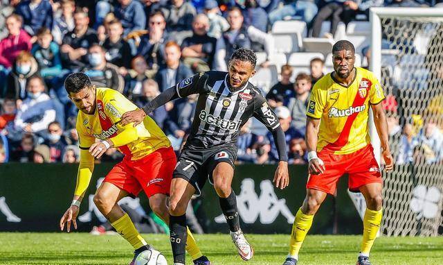 利记-亚眠与昂热将在周日对阵，胜负难料