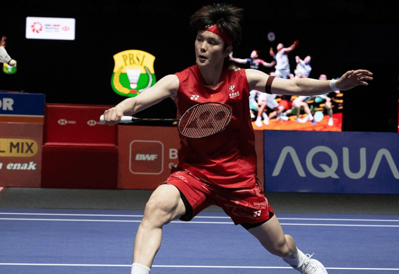 利记官网-华伦西亚横扫对手，壮志凌云获胜