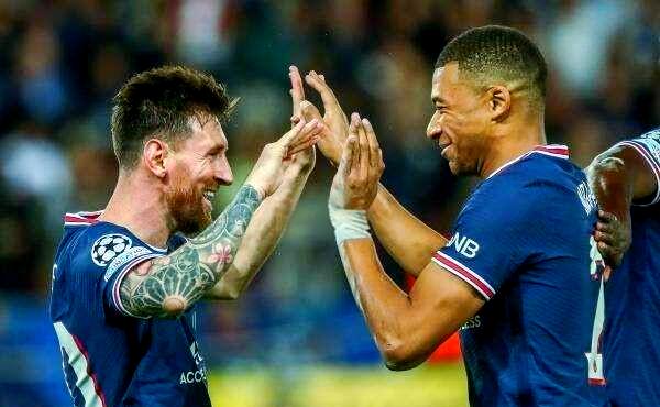 利记官网-老鹰新秀在关键时刻崭露头角，被看好成为未来之星