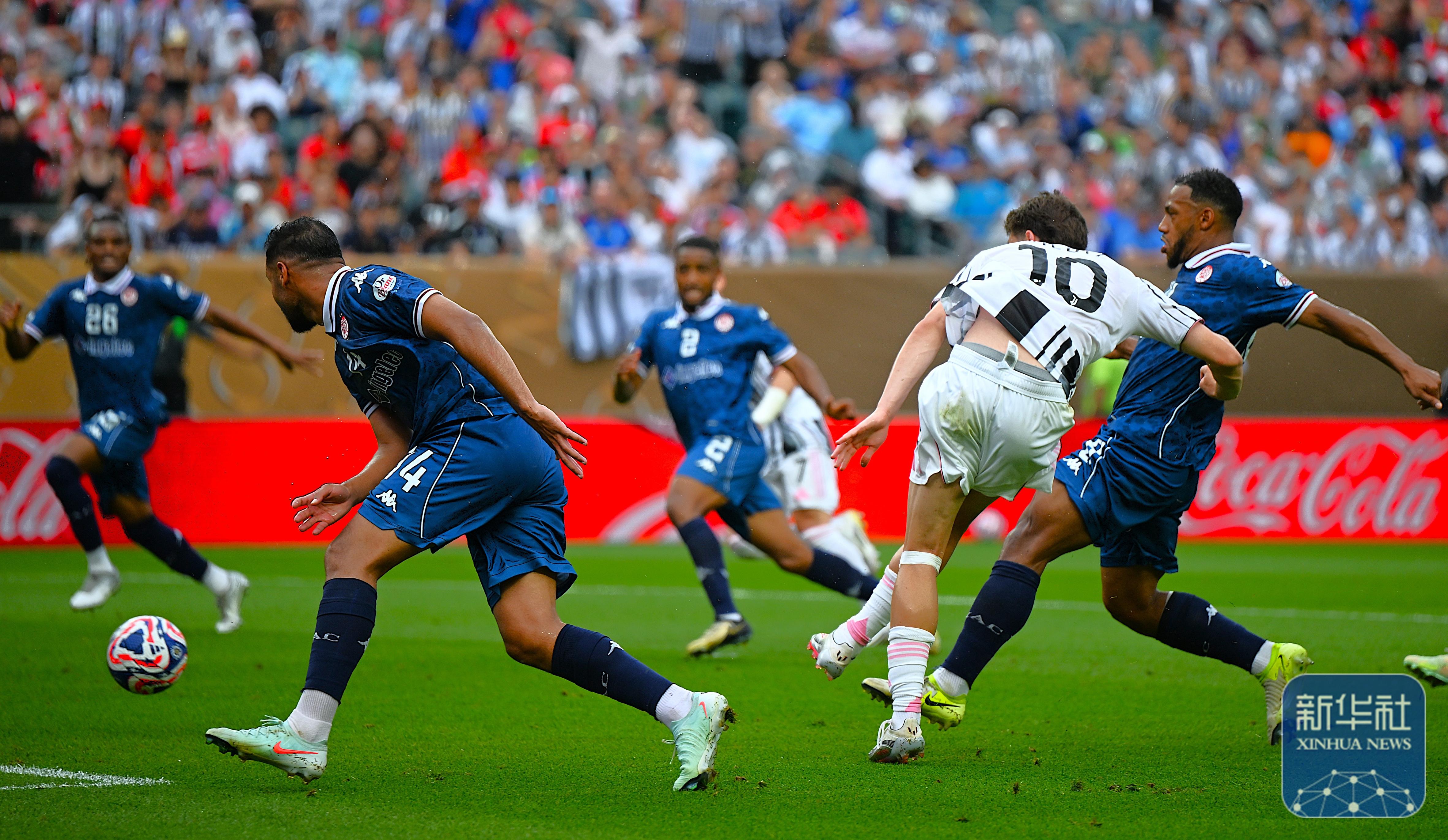 利记官网-尤文图斯客场全胜,锁定小组第一!