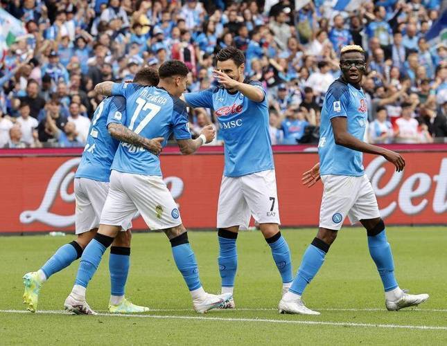 利记官网-那不勒斯准备对战帕尔马,目标胜利